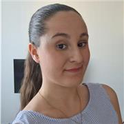 Chica que estudia la carrera de Educación Primaria y busca experiencia con los niños. Puedo dar apoyo en todas las asignaturas. Nivel de inglés C1